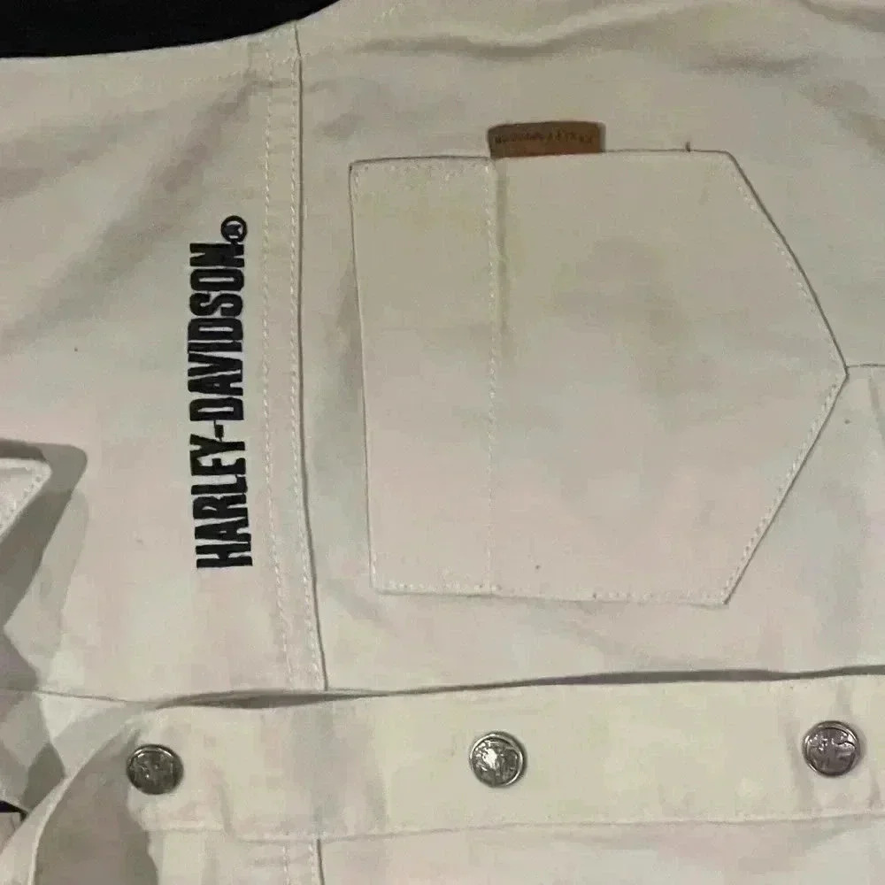 Harley-Davidson Women's Button Down Shirt - Beige and Black - Picture 10 of 10